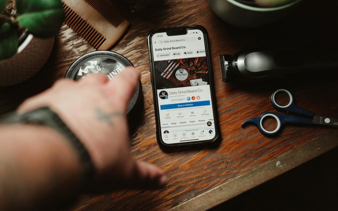 Jak prowadzić social media firmy — praktyczny poradnik